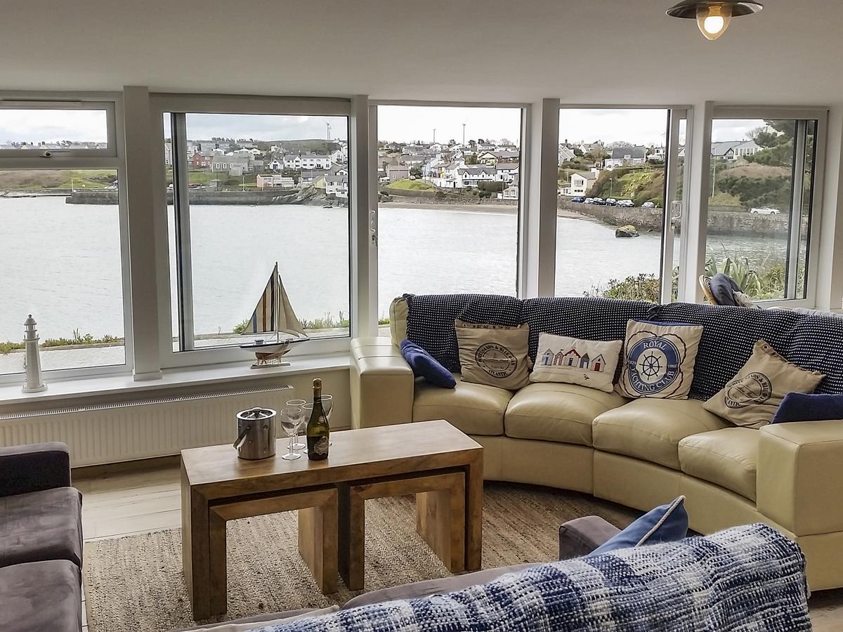 Villa Angorfa, Cemaes Bay Esterno foto